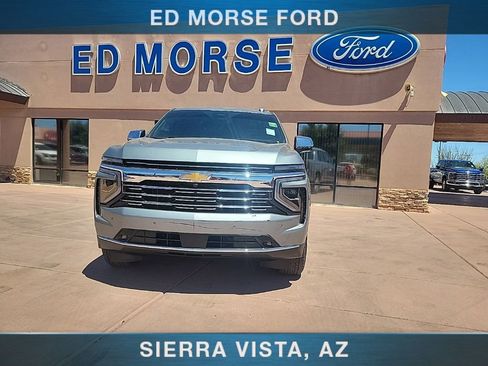 Used 2025 Chevrolet Tahoe Premier w/ Sun And Tow Package AWD/4WD image 4