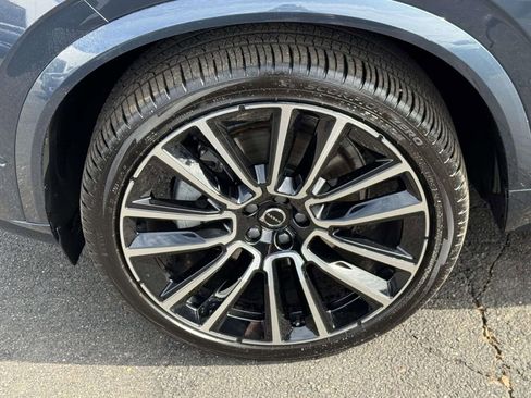 Certified 2026 Volvo XC90 B6 Plus w/ Protection Package Premier AWD/4WD image 8