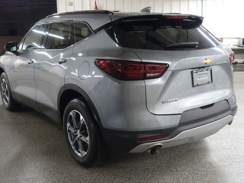 Used 2024 Chevrolet Blazer LT w/ Convenience Package FWD image 5
