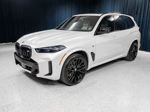 Used 2025 BMW X5 M60i AWD/4WD image 1