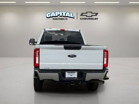 Used 2025 Ford F250 XLT AWD/4WD image 4