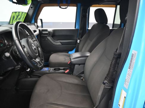 Used 2017 Jeep Wrangler Unlimited Sport w/ Quick Order Package 24S image 10