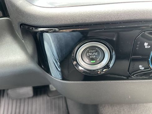 Used 2023 GMC Sierra 1500 Elevation AWD/4WD image 17