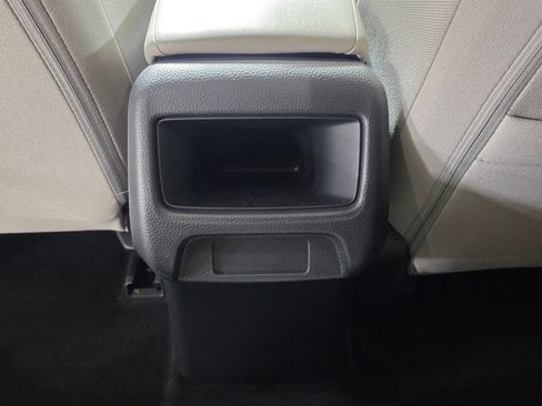 Used 2023 Honda HR-V LX image 16