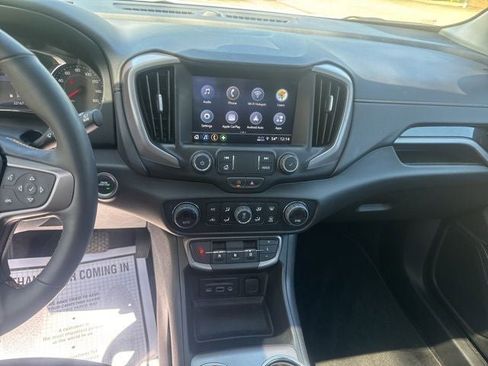 Used 2023 GMC Terrain AT4 AWD/4WD image 14
