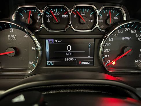Used 2015 Chevrolet Tahoe LTZ AWD/4WD image 27