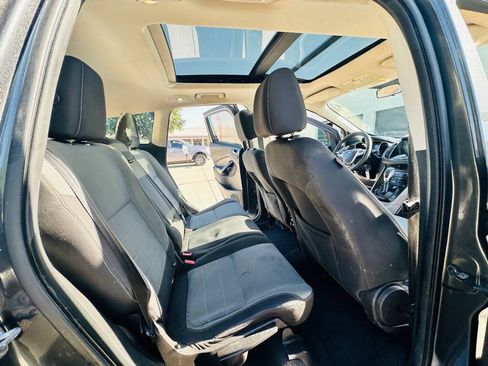 Used 2016 Ford Escape SE w/ Equipment Group 201A AWD/4WD image 17