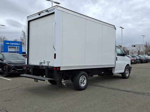 New 2025 GMC Savana 3500 w/ Power Convenience Package image 4