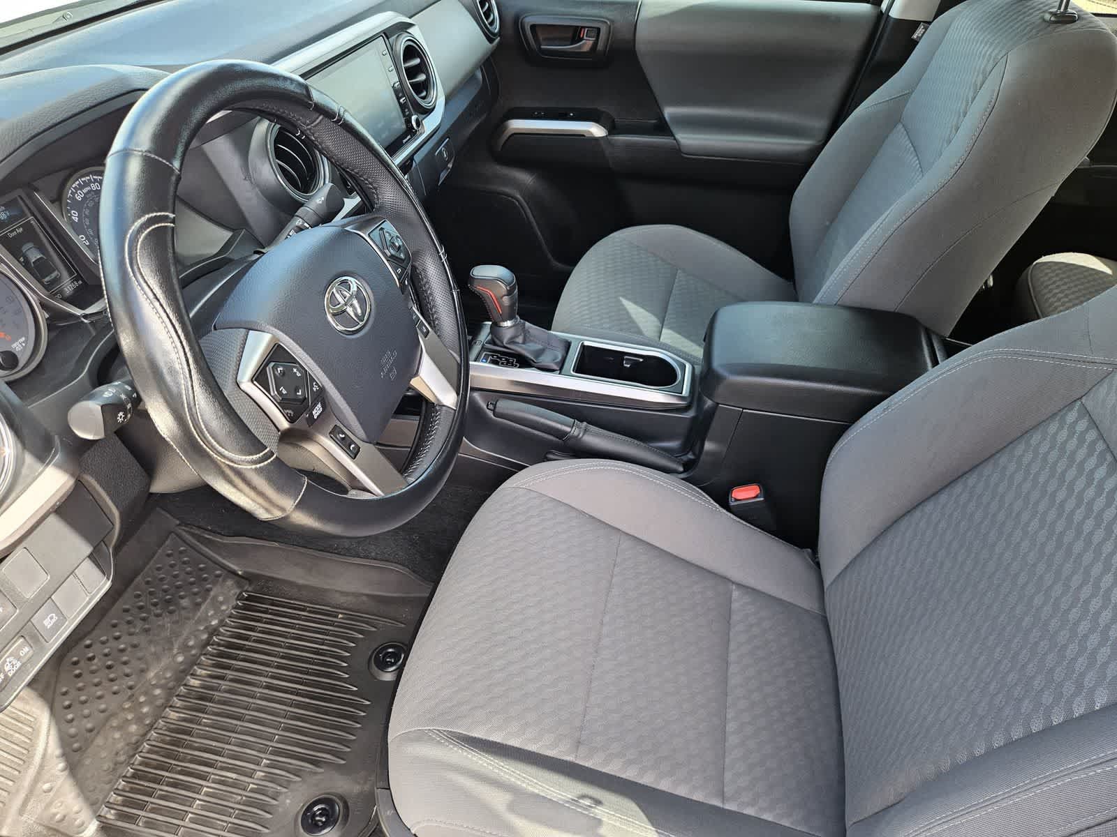 Used 2023 Toyota Tacoma SR5 RWD image 2