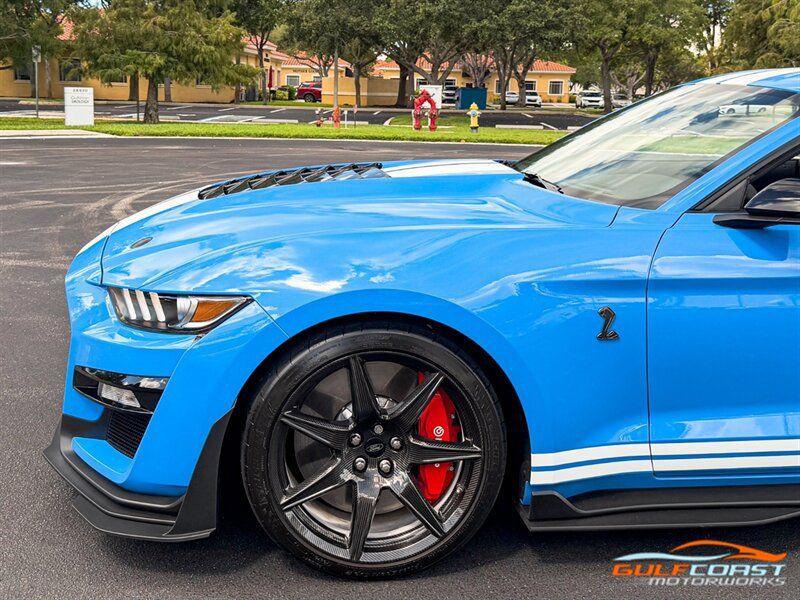 Used 2022 Ford Mustang Shelby GT500 w/ Carbon Fiber Track Pack RWD image 43
