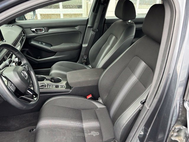 Used 2025 Honda Civic Sport image 5