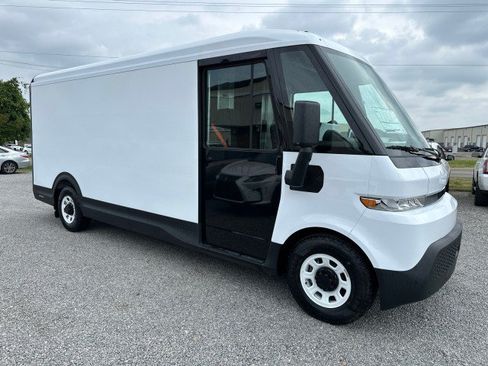 Used 2024 Chevrolet Brightdrop 600 w/ Commercial Equipment Package AWD/4WD image 5
