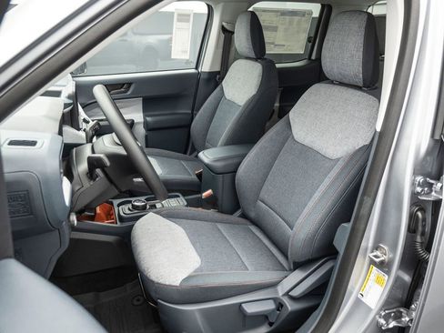 Used 2024 Ford Maverick XLT image 9