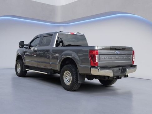 Used 2022 Ford F250 XL w/ STX Appearance Package AWD/4WD image 4
