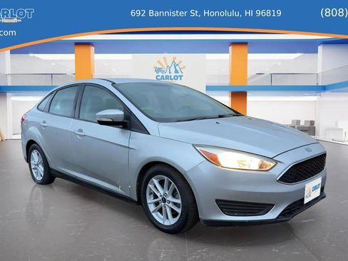Used 2015 Ford Focus SE FWD image 14
