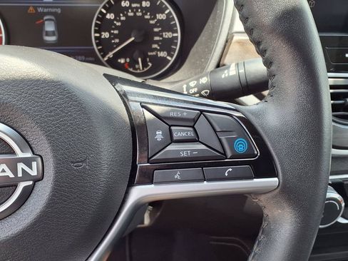 Used 2024 Nissan Altima 2.5 SV w/ SV Premium Package FWD image 34