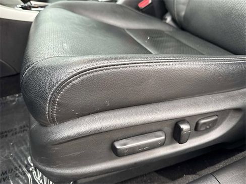 Used 2017 Honda Accord EX-L image 19