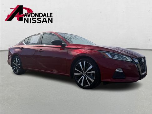 Certified 2019 Nissan Altima 2.5 SR w/ SR Premium Package image 8