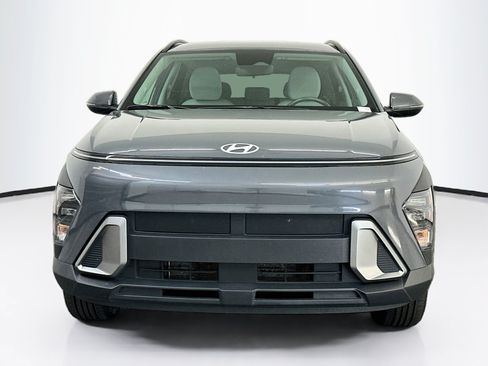 Used 2025 Hyundai Kona SEL AWD/4WD image 2