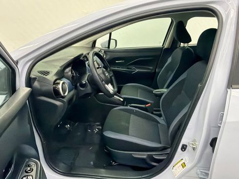 Used 2024 Nissan Versa SV w/ Trunk Package image 9