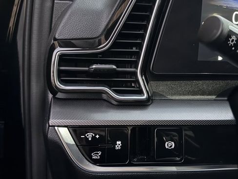 Used 2024 Kia Sportage SX image 26