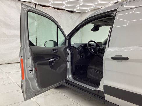 Used 2021 Ford Transit Connect XLT image 13