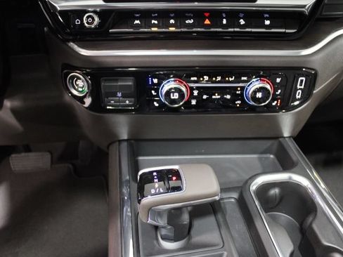 New 2026 GMC Sierra 1500 SLT w/ SLT Premium Plus Package AWD/4WD image 36