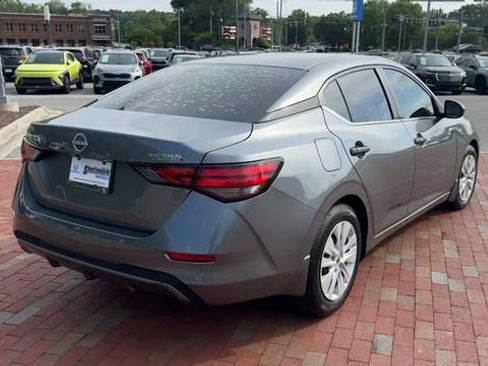 Used 2024 Nissan Sentra S FWD image 2