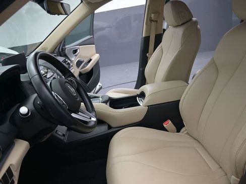 Used 2023 Acura RDX Base image 15