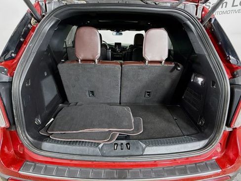 Used 2020 Ford Explorer Platinum w/ Premium Technology Package AWD/4WD image 28