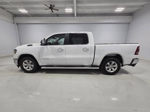 Used 2022 RAM 1500 Laramie AWD/4WD image 4