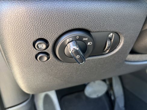 Used 2023 MINI Cooper S image 37