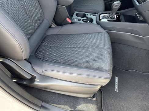 Used 2025 Subaru Forester Premium image 20