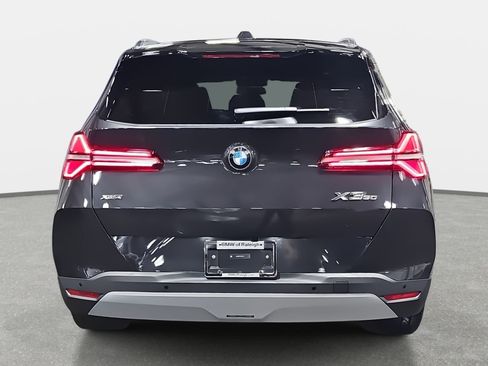 New 2026 BMW X3 xDrive30 w/ Premium Package image 6
