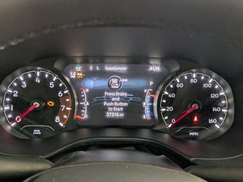 Used 2023 Jeep Compass Limited image 16