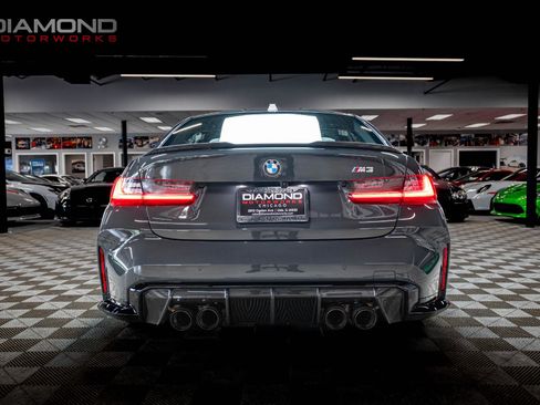 Used 2025 BMW M3 w/ M Carbon Exterior Package RWD image 22