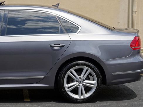 Used 2013 Volkswagen Passat TDI SEL Premium image 14