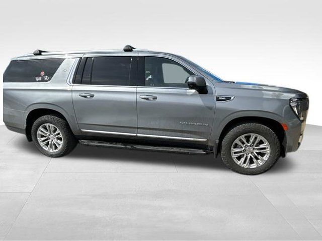 Used 2023 GMC Yukon XL SLT w/ SLT Luxury Package AWD/4WD image 6