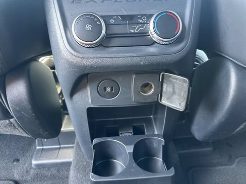 Certified 2025 Ford Explorer ST-Line AWD/4WD image 25