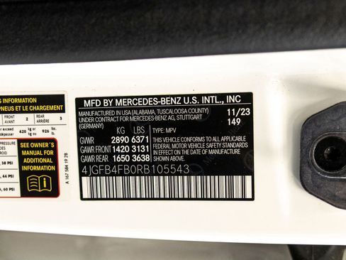 Used 2024 Mercedes-Benz GLE 350 4MATIC image 32