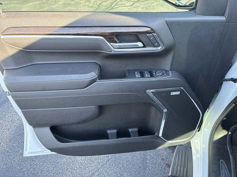 Used 2023 GMC Sierra 1500 Elevation w/ Preferred Package image 22