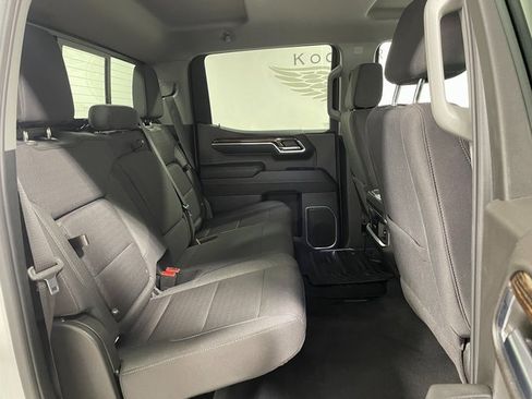 Used 2023 GMC Sierra 1500 Elevation w/ Preferred Package image 21