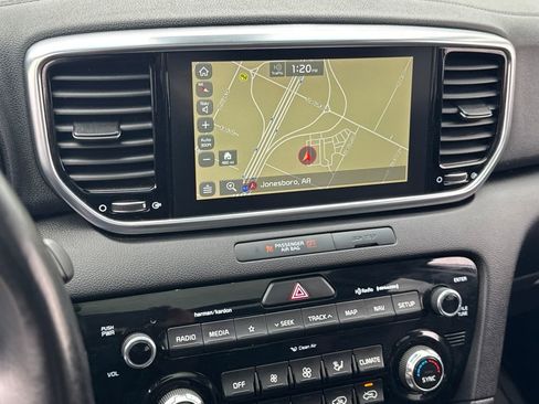 Used 2022 Kia Sportage EX w/ EX Technology Package image 22