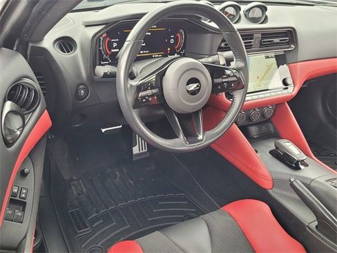 Certified 2024 Nissan Z Performance w/ Floor Mat Package image 9