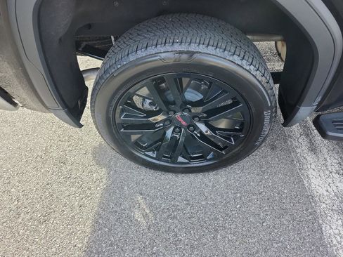 Certified 2023 GMC Sierra 1500 SLT w/ SLT Convenience Package image 6