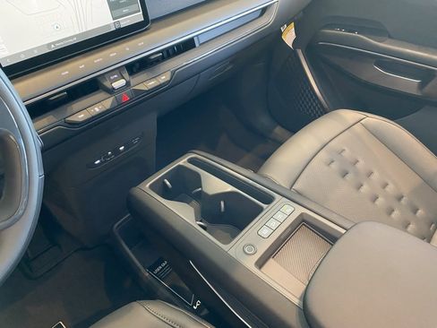 New 2026 Kia EV9 Wind image 21