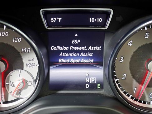 Used 2015 Mercedes-Benz CLA 250 4MATIC image 17