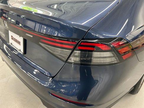 Used 2023 Honda Accord EX image 19