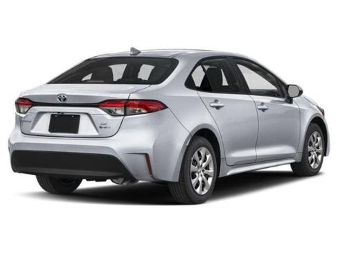 Used 2026 Toyota Corolla LE FWD image 2