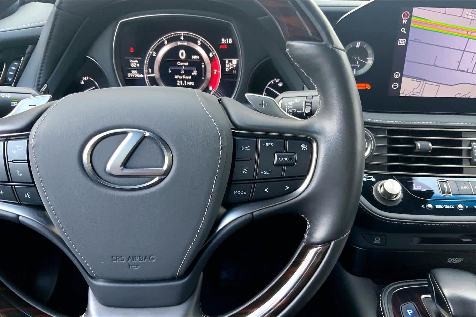 Used 2021 Lexus LS 500 w/ Luxury Package RWD image 25